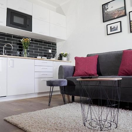 Vizzit Us Premium Apartments Warschau Exterior foto