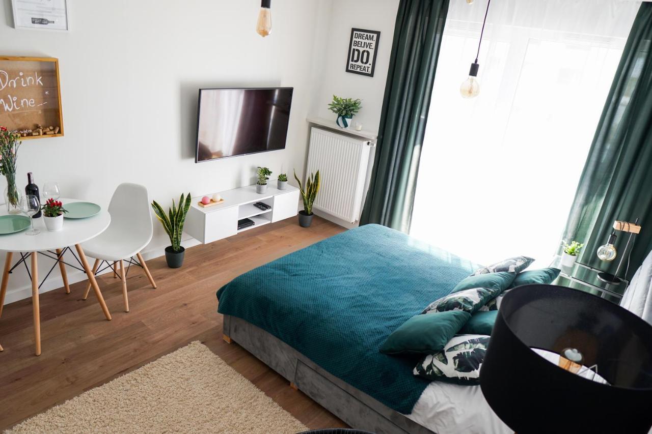 Vizzit Us Premium Apartments Warschau Exterior foto